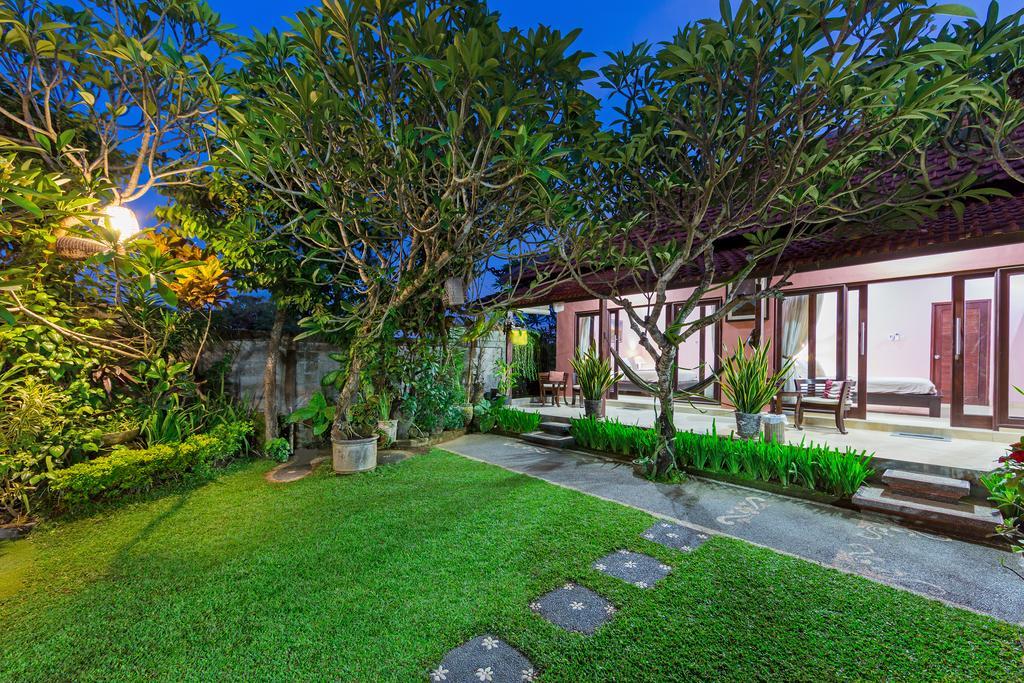 Wayan'S Guesthouse Canggu Esterno foto